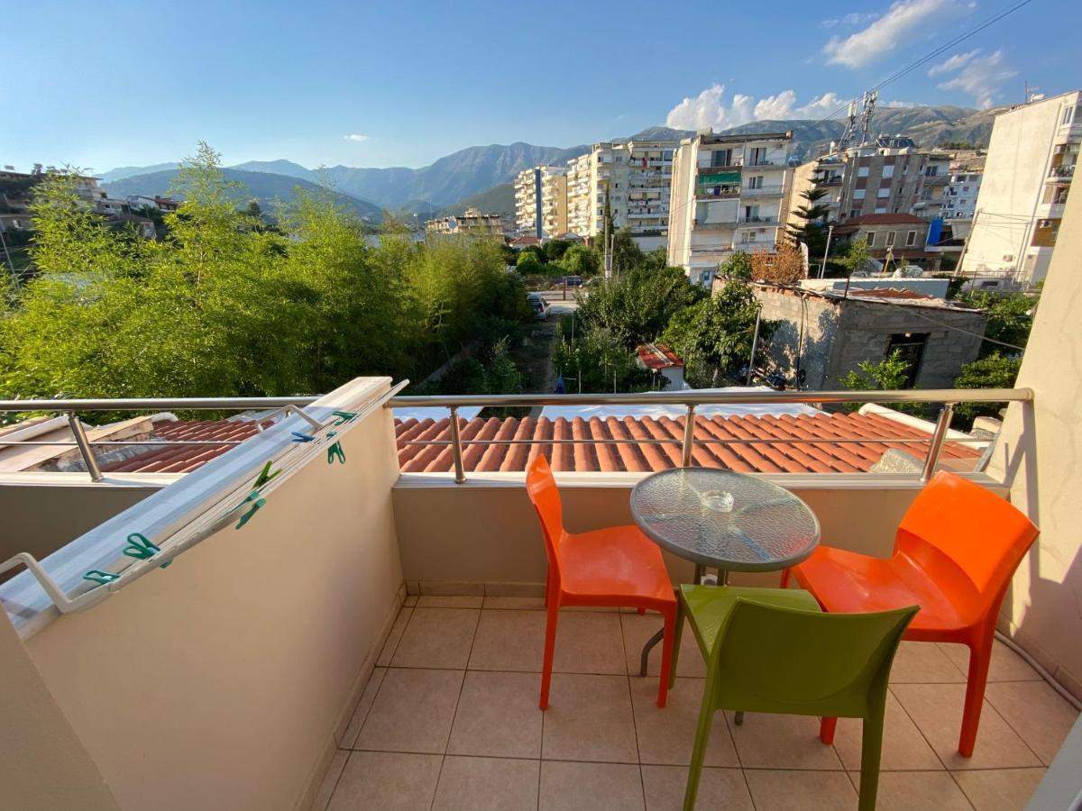 Casa Del Mar Hotel Himare Bagian luar foto
